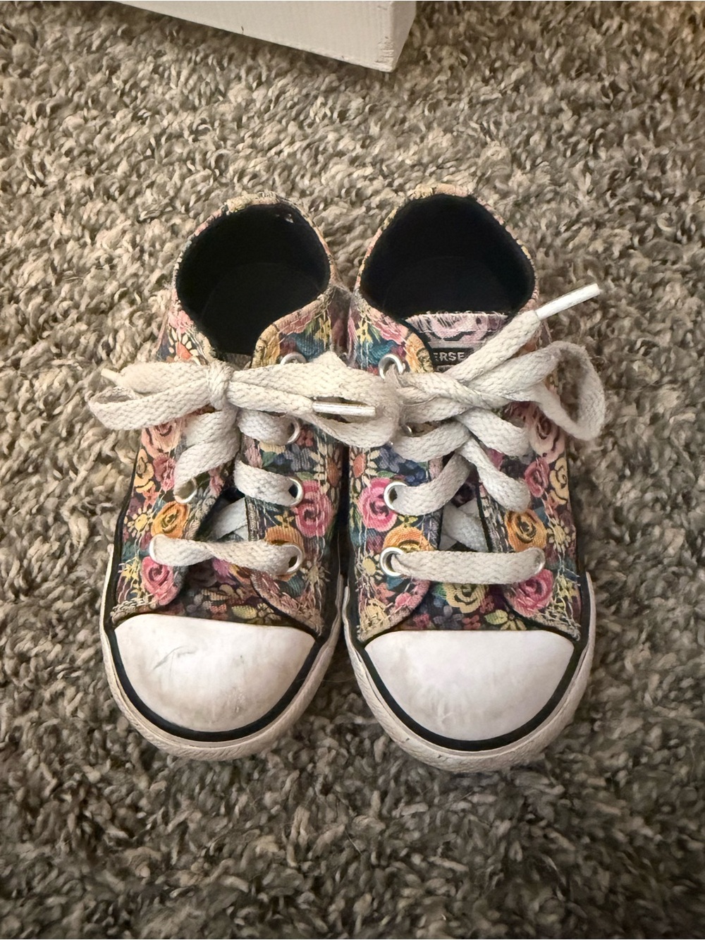 Converse Toddler Floral Low-Top Sneakers in Multi-Color